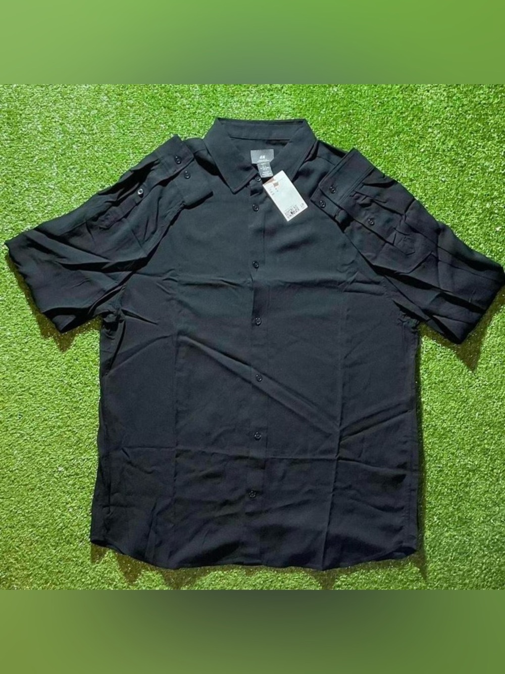 H&M Men’s Black Regular Fit Dress Shirt